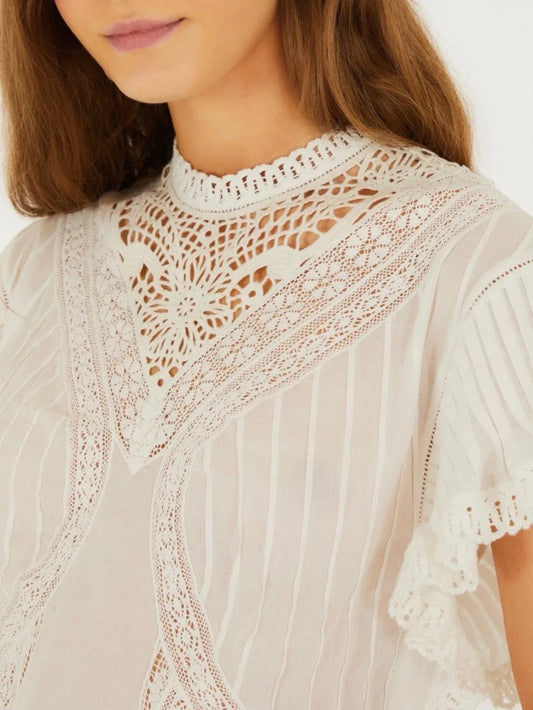 Farm Rio Off White Blouse with Appliques in Off White